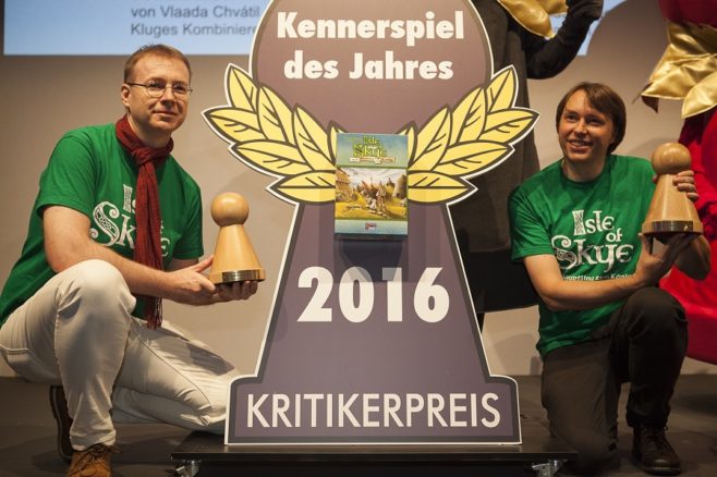 Bild von der Jury Spiel des Jahres, Autoren Isle of Skye: Andreas Pelikan (li), Alexander Pister (re) 