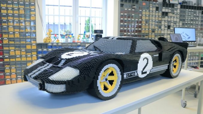 LEGO-Version des Ford GT-Rennwagen