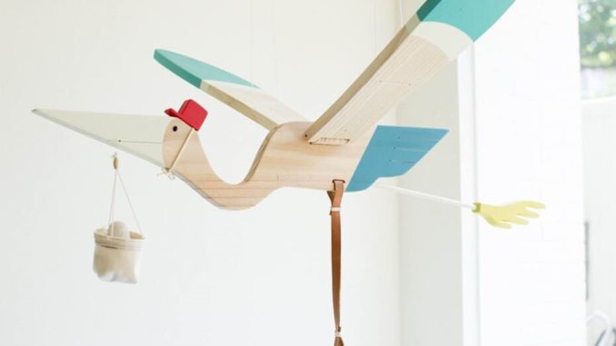 eguchi-toys_Pelican_Moible
