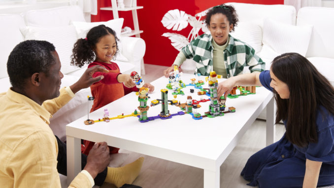 FAMILY_LEGO_Super-Mario_2HY21_Cons_33-scaled