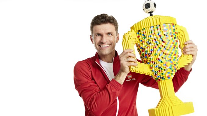 LEGO_GmbH_ThomasMüller_Pokal