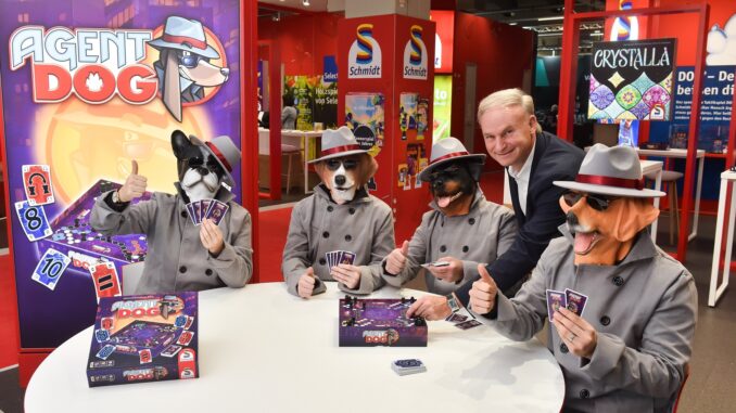 Spielwarenmesse Nürnberg 2025 - Schmidt Spiele Press Day „Agent Dog“ Spiel am 28.01.2025